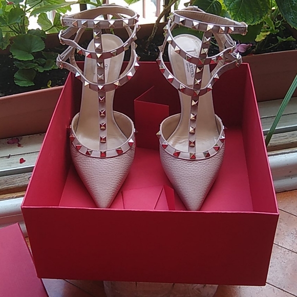 Valentino Rockstud Studded Strappy Heels - Picture 7 of 7